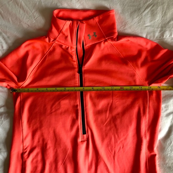Under Armour Pullover - Picture 9 of 13